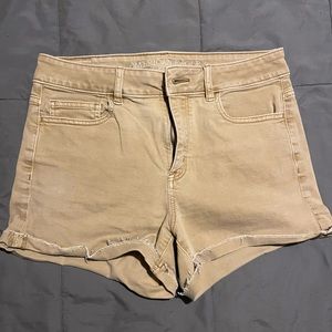 American Eagle High-Waisted Shorts Size 8